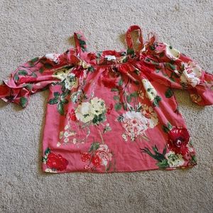Floral pink top